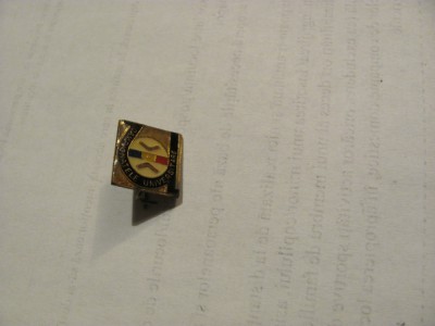 CY - Insigna &amp;quot;Campionatele Universitare&amp;quot; / varianta albastra foto