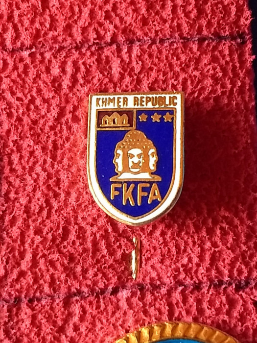 Insigna fotbal - Federatia de Fotbal din Republica KHMER