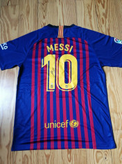 Lionel Messi autograf pe tricou FC Barcelona , cu certificat de autenticitate foto