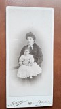 Fotografie pe carton, mama si copilul, perioada interbelica