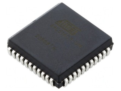 Microcontroler 8051 cu Interfață SPI și UART foto