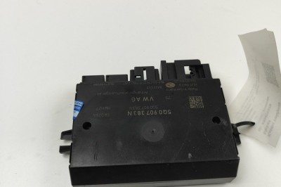 Unitate de control c&amp;acirc;rlig de remorcare VW PASSAT Variant B8 3G5 2018 OEM: 5Q0907383N | 30479879 foto