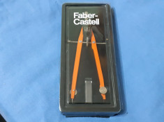 Compas Faber Castell foto