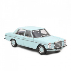 Macheta auto Mercedes-Benz 200 1968 Light Blue, 1:18 Norev