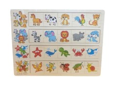 Plansa cu 4 categorii de puzzle de asociere din lemn &ndash; model animale domestice, salbatice, marine si insecte