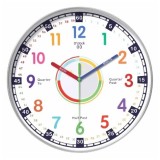 Cumpara ieftin Ceas de Perete pentru Copii Time Zone &ndash; Silentios, Multicolor, 31.5&times;31.5 cm