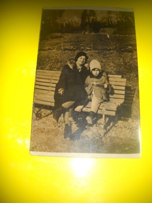 HOPCT RO 396 S MAMA SI FICA PE FALEZA LA CAZINO -FOTOGRAFIE VECHE-TIP CP foto