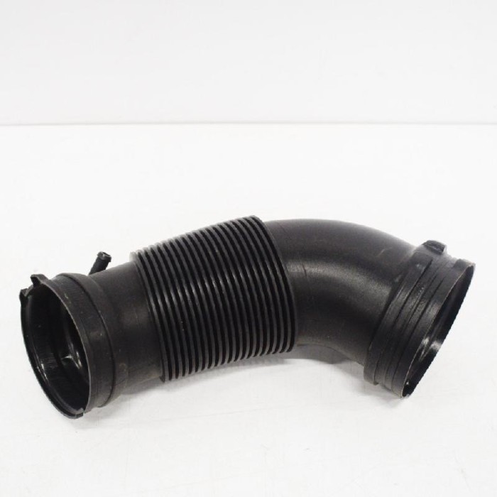 Furtun AUDI A5 Cabrio 8F7 2012 OEM: 06H129629F | 3041715