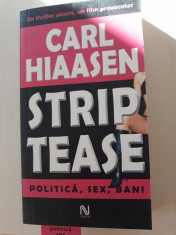 STRIPTEASE - CARL HIAASEN- NEMIRA foto