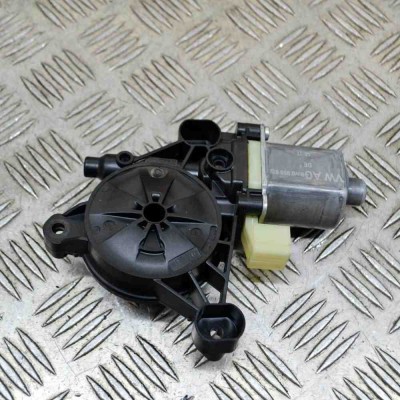 Motor macara geam ușă dreapta spate AUDI A4 8W2, B9 2018 OEM: 0130822668,8W0959812 13489043 foto