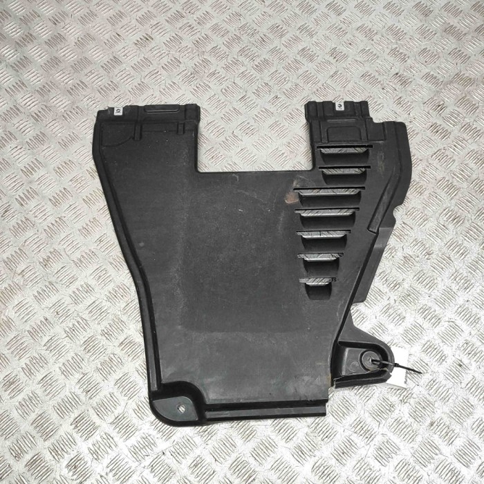 Scut motor central spate MERCEDES-BENZ GLE W167 2023 OEM: A1676803807,A1676803707