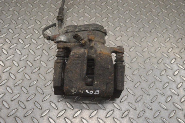 Etrier de fr&acirc;nă dreapta spate AUDI A6 4G2, C7, 4GC 2016 OEM: Sedan | 22594300