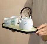 Set ceai premium , zROYAL MINI, din portelan lucios, ceainic 200 ml, 3 cupe, recipient si tava 27x12cm