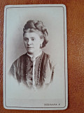 Fotografie pe carton, femeie, perioada interbelica