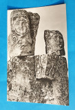 Carte Postala veche RPR - piese arheologice de la Adamclisi, Sinaia, Circulata, Printata