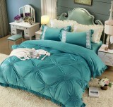 Cumpara ieftin Lenjerie de pat din catifea cu inimi brodate,4 piese,turcoaz- A1373