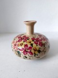 Vaza ceramica Faimar Baia Mare martie 1983, anii 80, decor flori soliflora