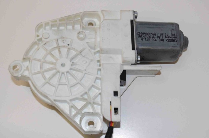 Motor macara geam ușă dreapta spate AUDI A4 8K2, B8 2014 OEM: 8K0959812A,1101-919813-201 1670404