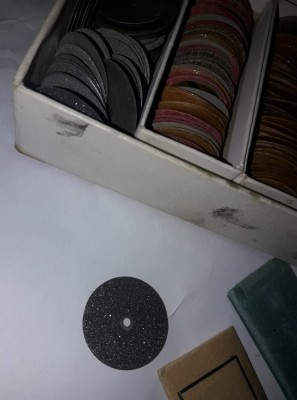 discuri stomatologie vechi pt.lustruit/slefuit-diferite granulatii,mecanica fina foto