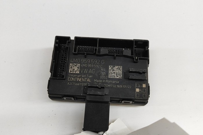 Modul de control ușă st&acirc;nga față AUDI Q7 4M 2016 OEM: 4M0959592G,4M0959592C,A2C7466111200 28424194
