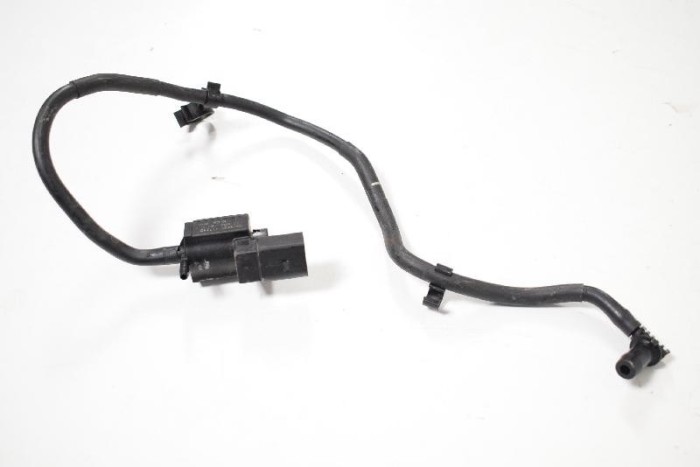 Supapa solenoid AUDI A5 8T3 2012 OEM: 037906283C 3662813