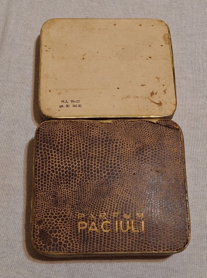 PACIULI - parfum Macul Rosu Bucuresti, cutie de lux - reclama, anul 1957 foto