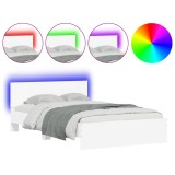Cumpara ieftin Cadru de pat cu tablie si LED, alb, 135x190 cm
