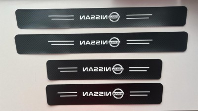 4 x ornament praguri NISSAN foto