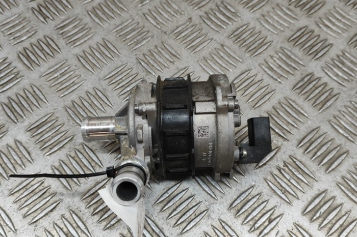 Pompa de apa auxiliara PORSCHE Taycan 2022 OEM: 9J1965567F,9J1.965.567.F 25128399
