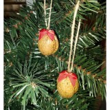 Ornamente naturale pentru bradul de Craciun - nuci