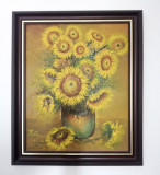 Pictura in ulei - vaza cu floarea soarelui - semnata Haloiu - rama din lemn, Natura statica, Realism
