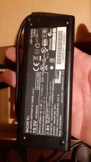 58.Incarcator Laptop Sony Vaio 19.5V 4.7A 90W Mufa Pin Central VGP-AC19V31 foto
