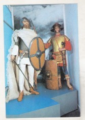 bnk cp Constanta - Muzeul Marinei Romane - Capetenie daca si pedestras roman ( manechine ) - necirculata