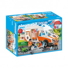 Set de joaca Playmobil City Life, Ambulanta Cu Lumini Intermitente foto