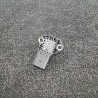 Senzor MAP VW SCIROCCO 137, 138 2015 OEM: 03G906051E0281002977 | 2717086 foto