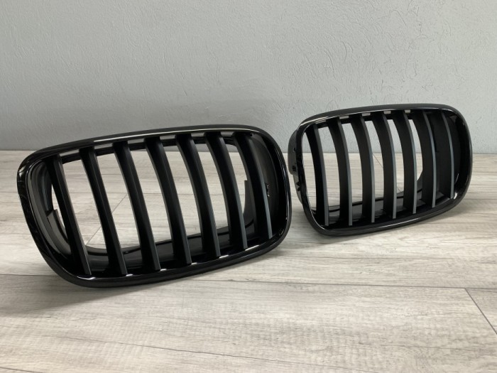 Grila BMW X5 E70 X6 E71 negru mat / lucios NOU