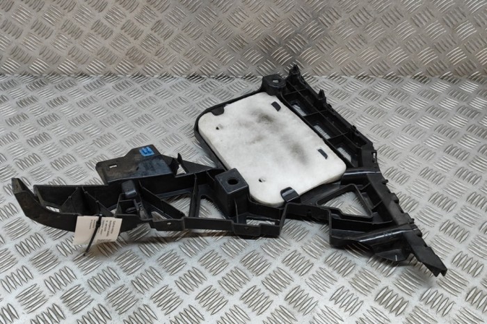 Suport bara de protecție st&acirc;nga spate MERCEDES-BENZ C W205 2016 OEM: A1668851721 28192895