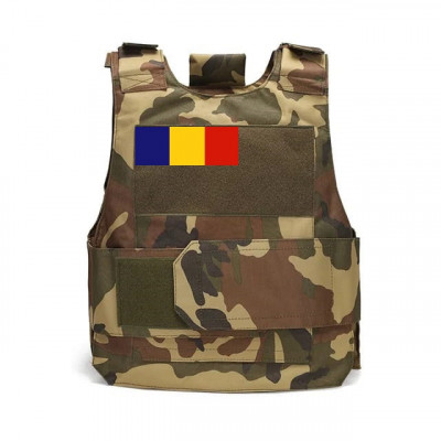 Vesta tactica Airsoft reglabila, camuflaj cu steagul Romaniei, marime S-M, Delta Soft Body Armor TAN foto