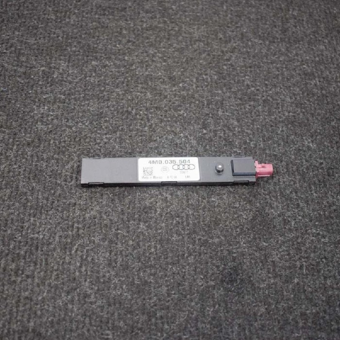 Amplificator de antena AUDI Q5 FY 2018 OEM: 4M0035504 | 3746585