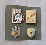 Patru insigne cu tematica sportiva