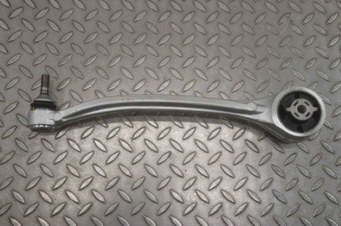 Braț curbat dreapta față TESLA MODEL S 2016 OEM: Hatchback | 23962538