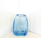 Art Deco: Vaza cristal ice blue suflată manual liber, cca 1930, gravată manual - Căprioară - design Elis Bergh, gravură Gunnar Widholm, KOSTA Sweden