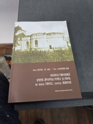 Biserica parohială Sfinții Apostoli Petru și Pavel din orașul Panciu, județul Vrancea - Preot Ștefan St. Aga * Prof. Sebastian Aga foto