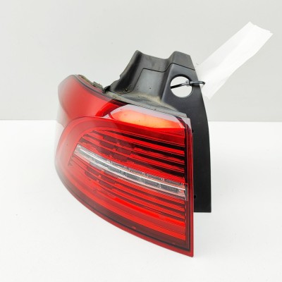 Lampa spate st&amp;acirc;nga VW PASSAT Variant B8 3G5 2016 OEM: 3G9945207B foto