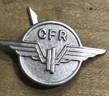 (H) [Feroviar] Insignă / Cuc Caschetă CFR - Roata &Icirc;naripată, Metal Vechi