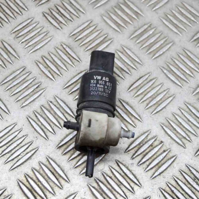 Motor rezervor lichid de parbriz VW PASSAT Variant B7 365 2010 OEM: 1K6955651,3122789 17235507