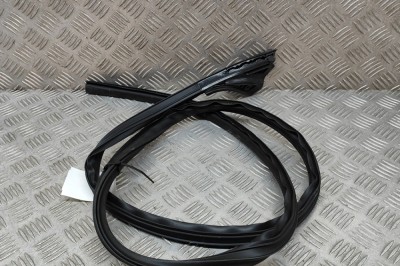 Garnitura ușă st&amp;acirc;nga față TESLA MODEL Y 2022 OEM: 1497677-00-B | 23131752 foto