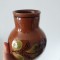 Vaza ceramica taraneasca rustica, pictata manual motiv floral, 14cm inaltime x 10cm diametru maxim