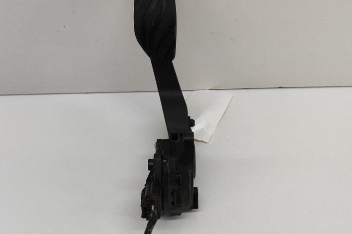 Pedala de accelerație NISSAN QASHQAI II J11, J11_ 2017 OEM: 18002-4BA0B,6PV009978-15,6PV009978 28253367