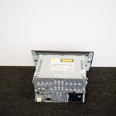 Unitate radio CD AUDI A5 8T3 2009 OEM: 8T2035186C 3359728 foto